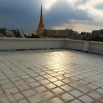 Kanyakorn House Near Khao San