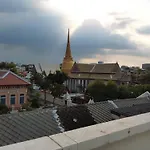 Kanyakorn House Near Khao San